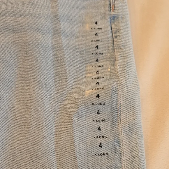 NWT American Eagle Outfitters Light Blue Skater Jeans - Picture 2 of 13